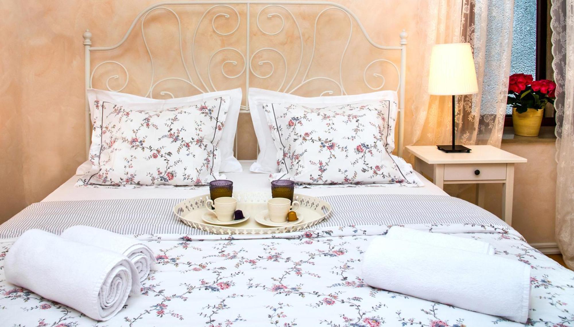 Inn By The River Омиш Экстерьер фото